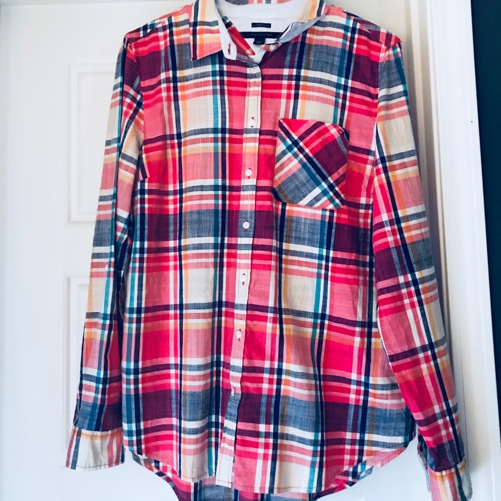 Tommy Hilfiger button down plaid shirt